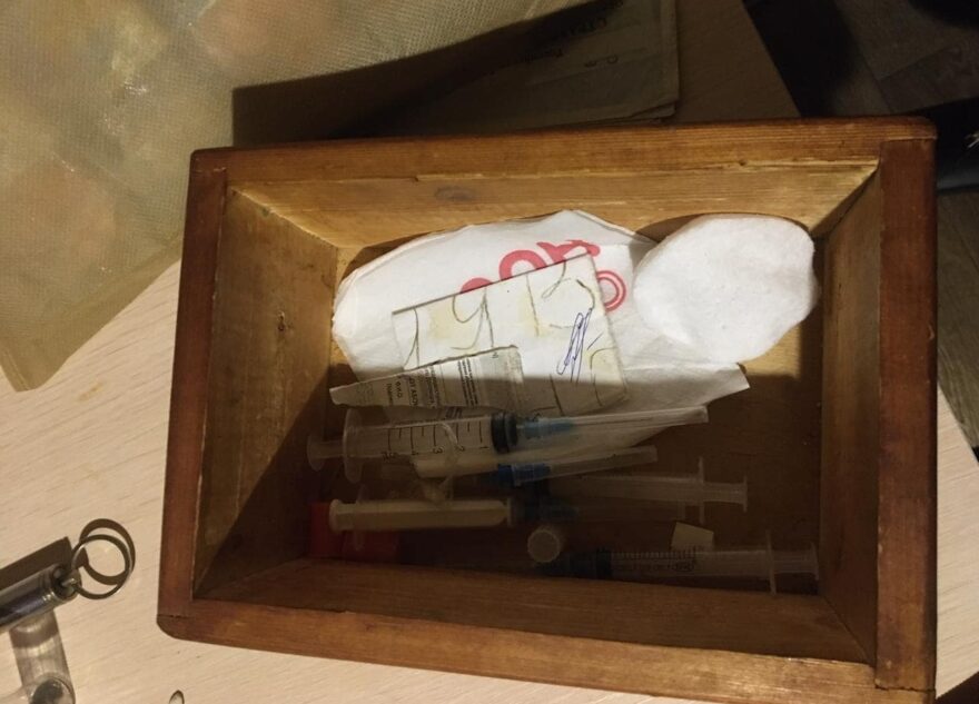 Жительница Твери устроила в квартире наркопритон