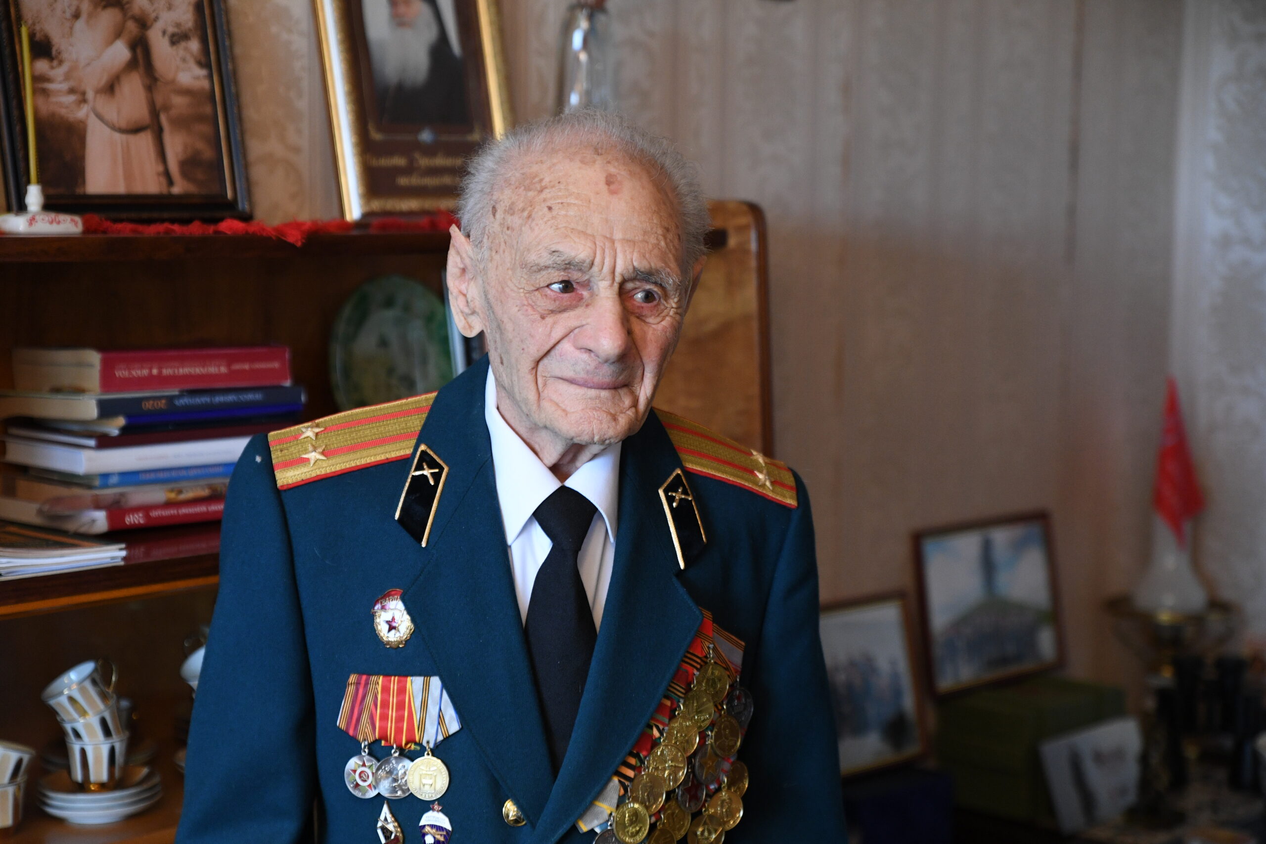 96 лет исполнилось ветерану Великой Отечественной войны из Твери