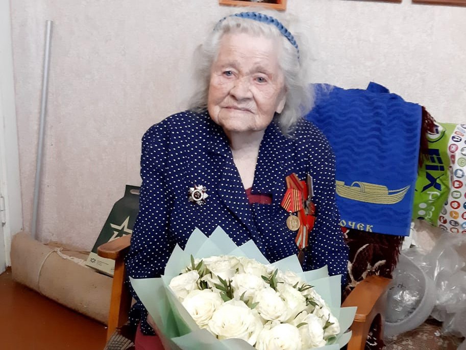 Губернатор поздравил жительницу Тверской области со столетием