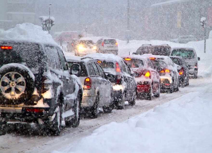 В Твери перекроют улицу и изменят маршруты двух автобусов