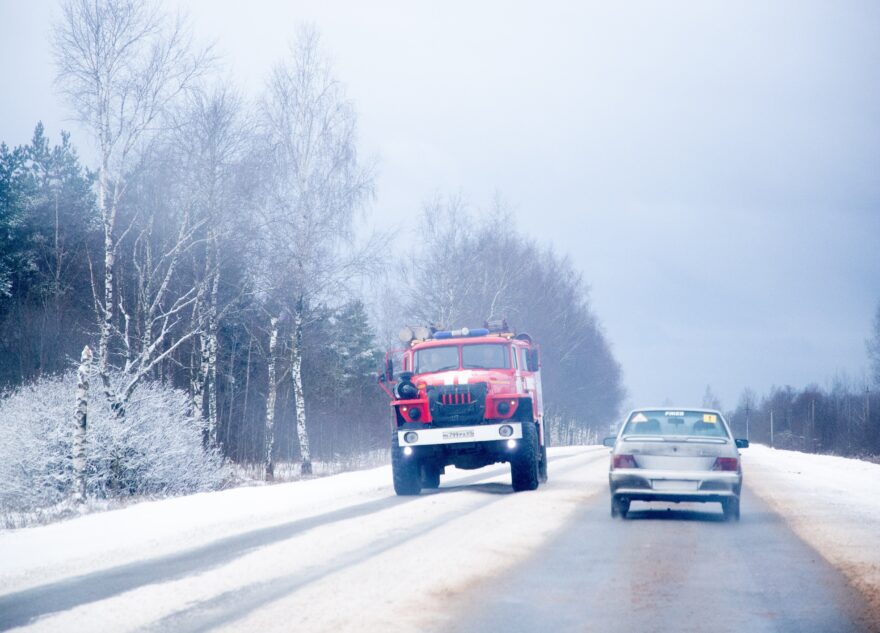 Жилой дом сгорел в Тверской области, есть пострадавшие