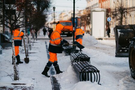 Администрация Твери отчиталась об уборке улиц в снегопад