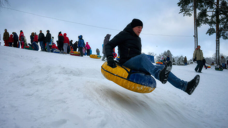 Следователи проведут проверку инцидента с тюбингами в Твери