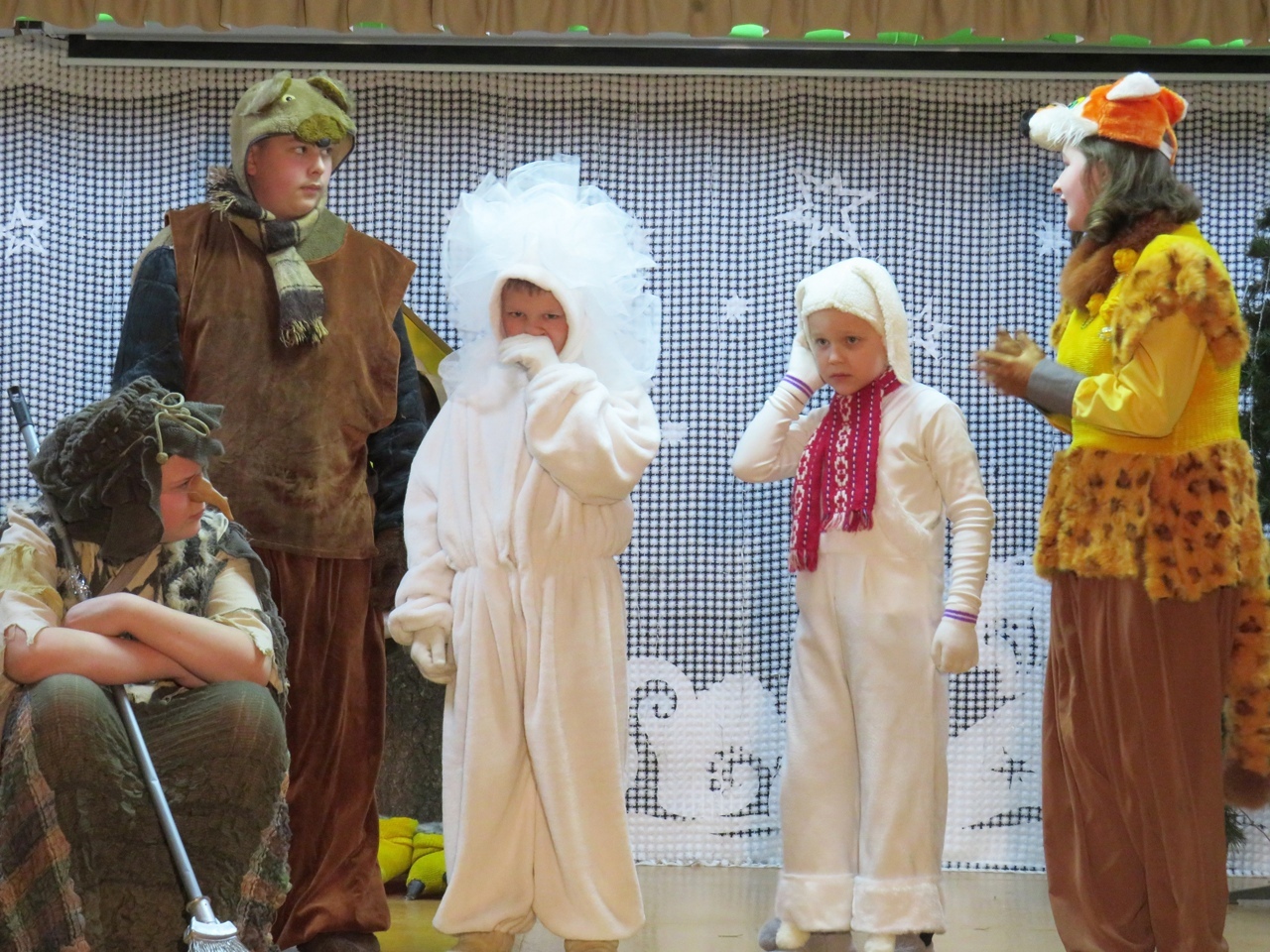 Юные торопчане увидели "Новогоднее путешествие Снежного Человечка"