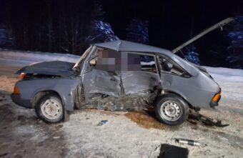 Появились фотографии с места ДТП в Тверской области, в котором погиб пожилой водитель