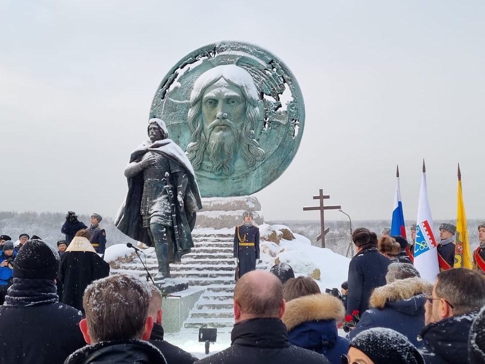 Авторы Ржевского мемориала в Тверской области создали памятник Александру Невскому