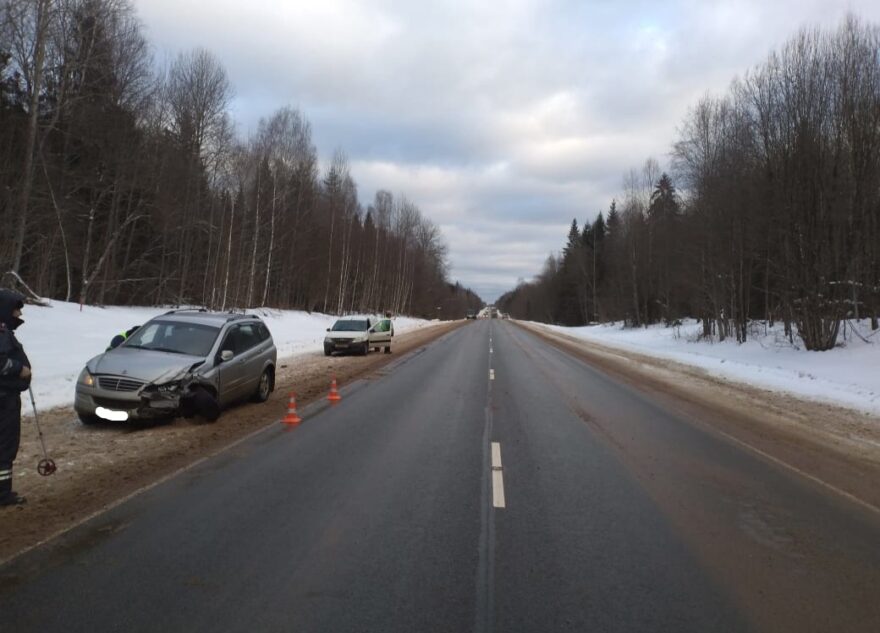 8-летней девочке понадобилась помощь врачей после аварии в Тверской области
