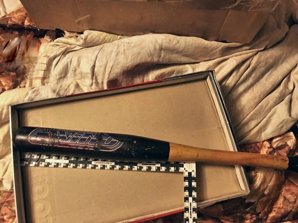 В Твери предъявили обвинение мужчине, который до смерти забил женщину бейсбольной битой