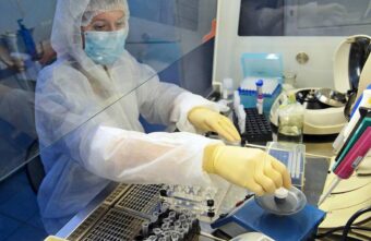 16 первых случаев заражения "омикроном" выявили в Тверской области