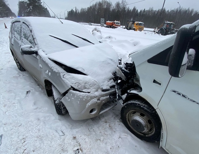 В Тверской области молодой водитель влетел в "Газель", есть пострадавшие