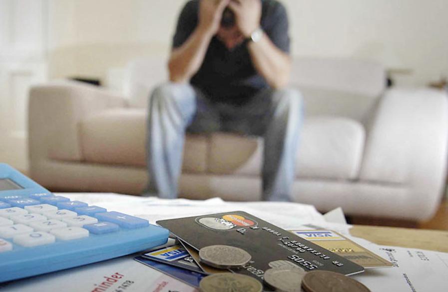 У жительницы Тверской области потребовали заплатить долг по кредиту, который она не брала