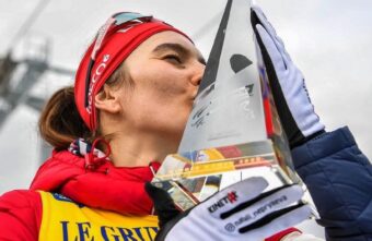 Тренер уговорил тверскую лыжницу Наталью Непряеву не отказываться от золота Тренер уговорил тверскую лыжницу Наталью Непряеву не отказываться от золота