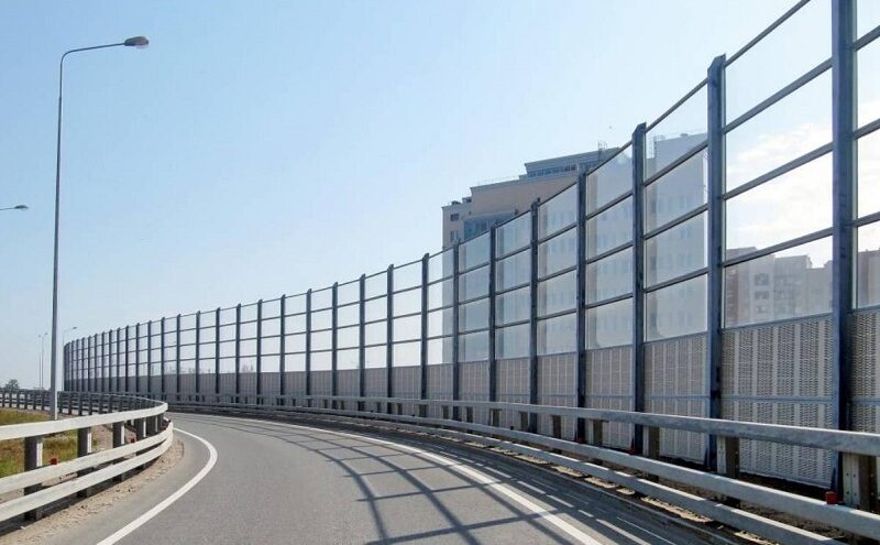 Без шума и пыли: В Твери установят шумозащитный экран на трассе М-10