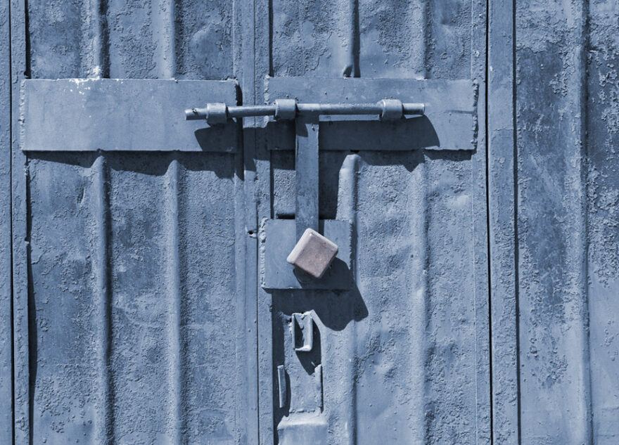 В Тверской области пенсионер лишился своего гаража