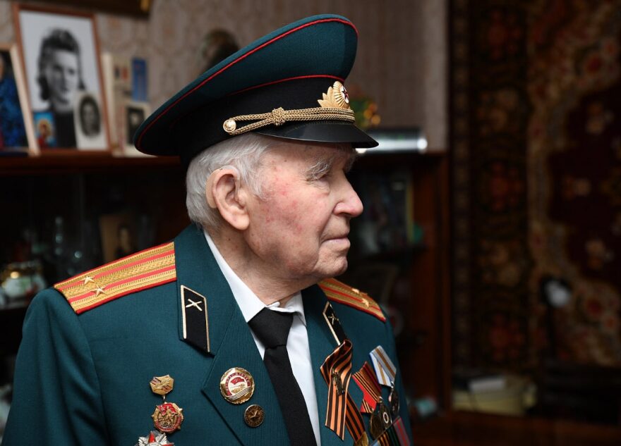Участник Великой Отечественной войны Иван Овинников празднует 96-летие Участник Великой Отечественной войны Иван Овинников празднует 96-летие