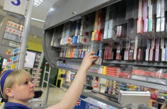 Курильщикам Тверской области в 2022 году будет нелегко Курильщикам Тверской области в 2022 году будет нелегко