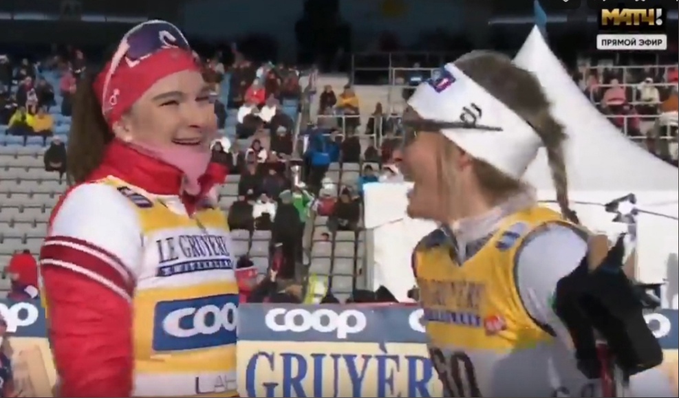 Наталья Непряева взяла «серебро» на гонке в Финляндии и вызвала неприятные ощущения у соперницы