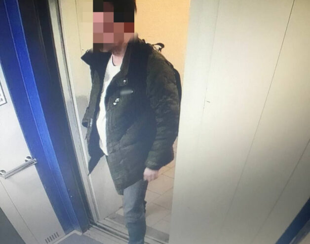 В Твери арестовали мужчину, который показывал девочкам свои половые органы В Твери арестовали мужчину, который показывал девочкам свои половые органы