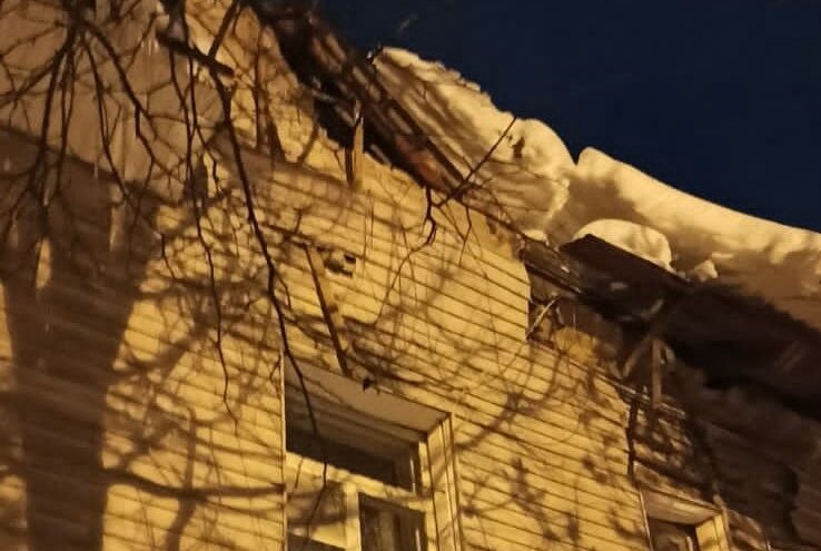 В Тверской области обрушился фасад жилого дома
