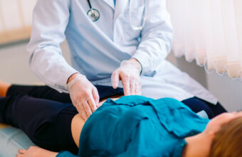 Известный врач назвал изжогу признаком серьёзной опасности