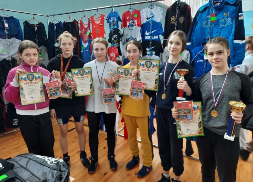 Калязинские борцы поднялись на пьедесталы почета