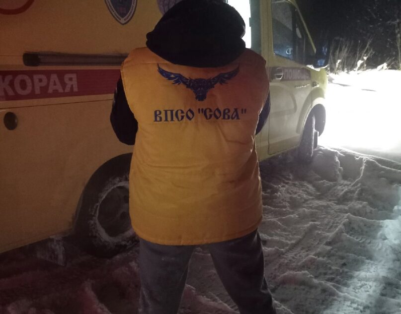 Под Тверью упавшая крыша погребла пенсионера под снегом