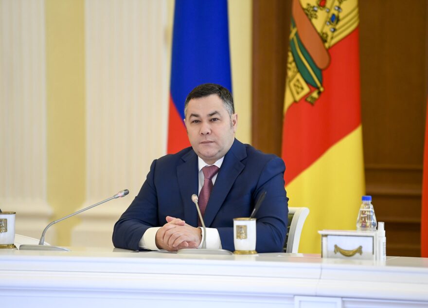 Дороги, поликлиники, детские сады: 57 объектов включили в АИП Тверской области