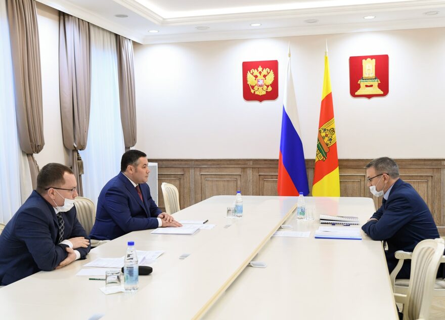 Игорь Руденя обсудил с главой Бежецкого района Игорем Павловым актуальные вопросы развития муниципалитета