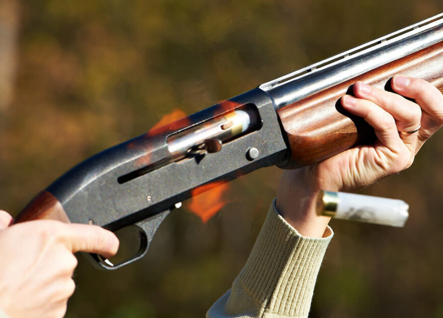 Из-за ружья житель Твери вынес сейф из квартиры знакомой