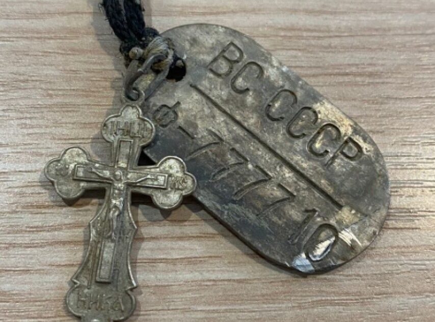 Поисковики случайно нашли крест погибшего в Чечне жителя Тверской области