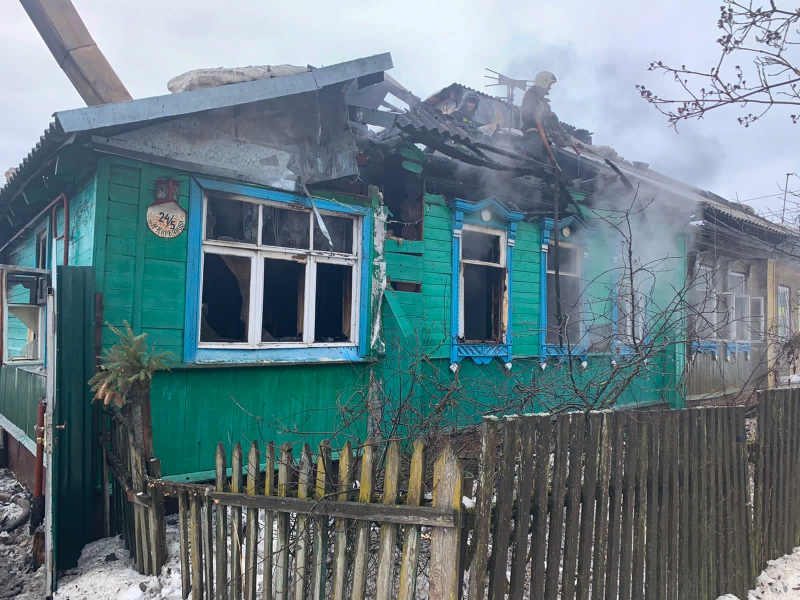 Следователи устанавливают обстоятельства гибели мужчины и женщины при пожаре в Твери