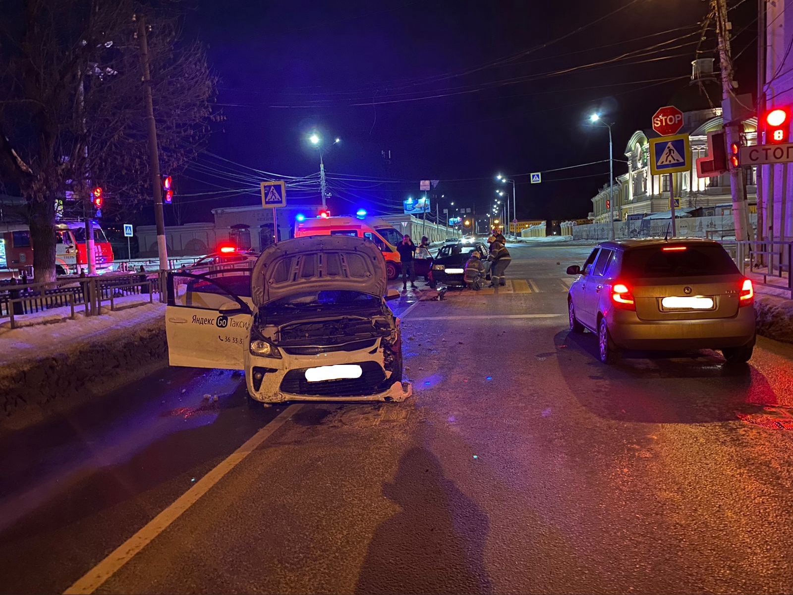 19-летняя девушка пострадала в аварии в центре Твери