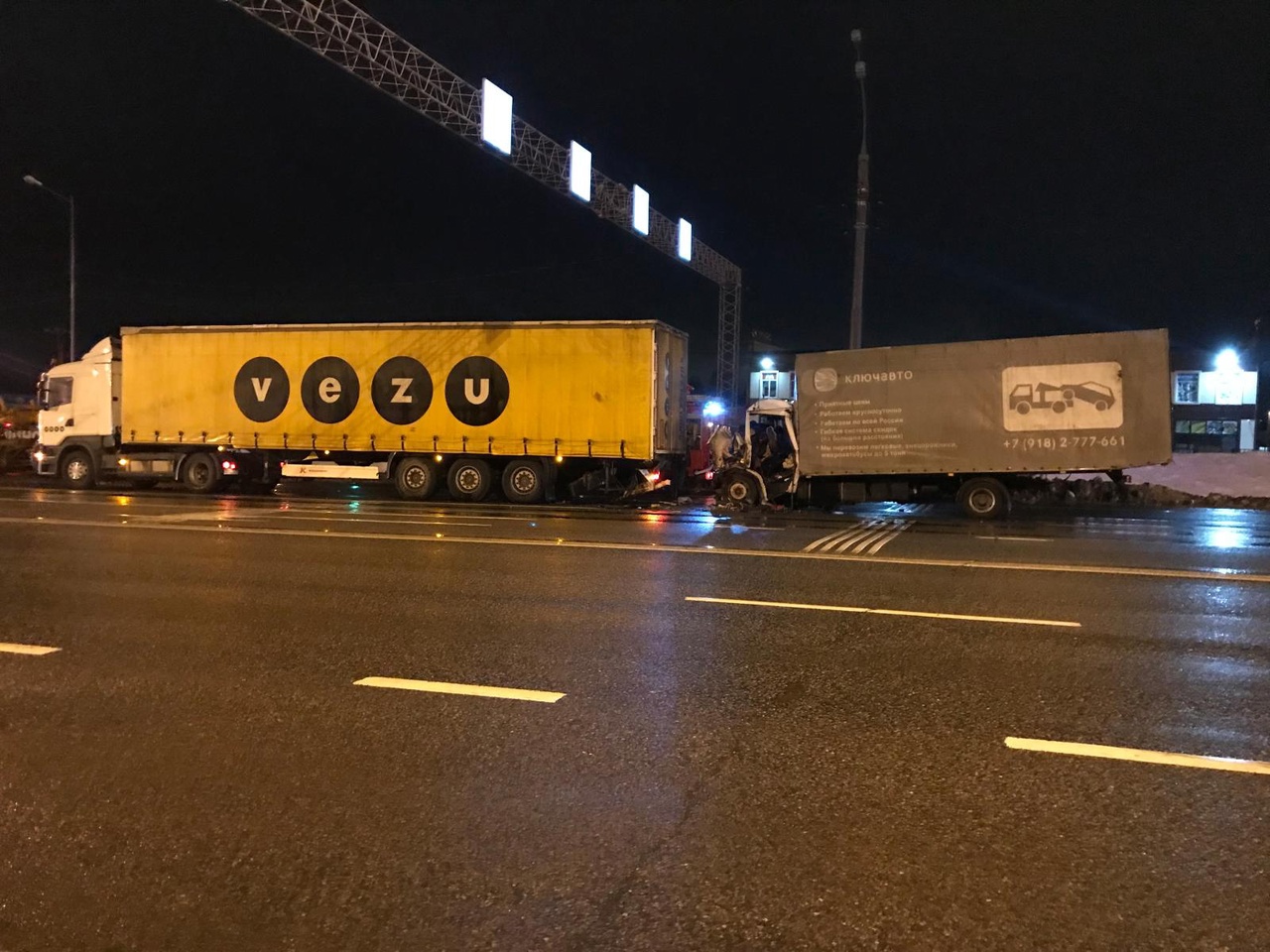 Водитель грузовика скончался по пути в больницу после ДТП в Тверской области