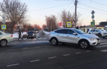 В Твери водитель "Рено" сбил пешехода: женщина получила серьёзные травмы