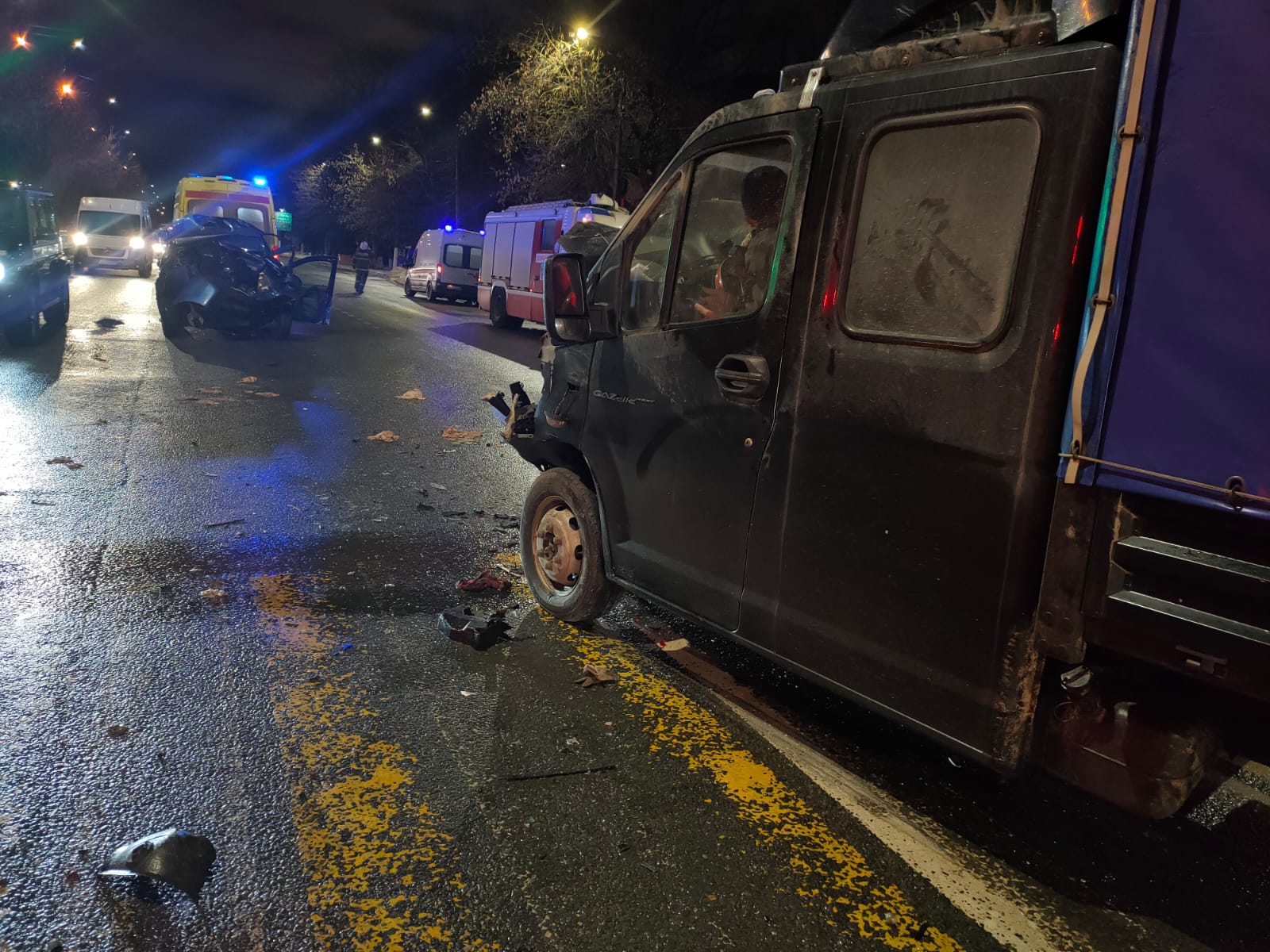 В Твери уснувший газелист устроил тройное ДТП