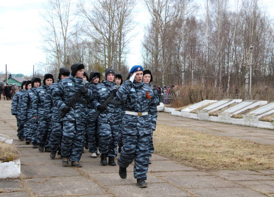 Митинги и возложения цветов в Вышневолоцком округе состоятся 22 февраля Митинги и возложения цветов в Вышневолоцком округе состоятся 22 февраля