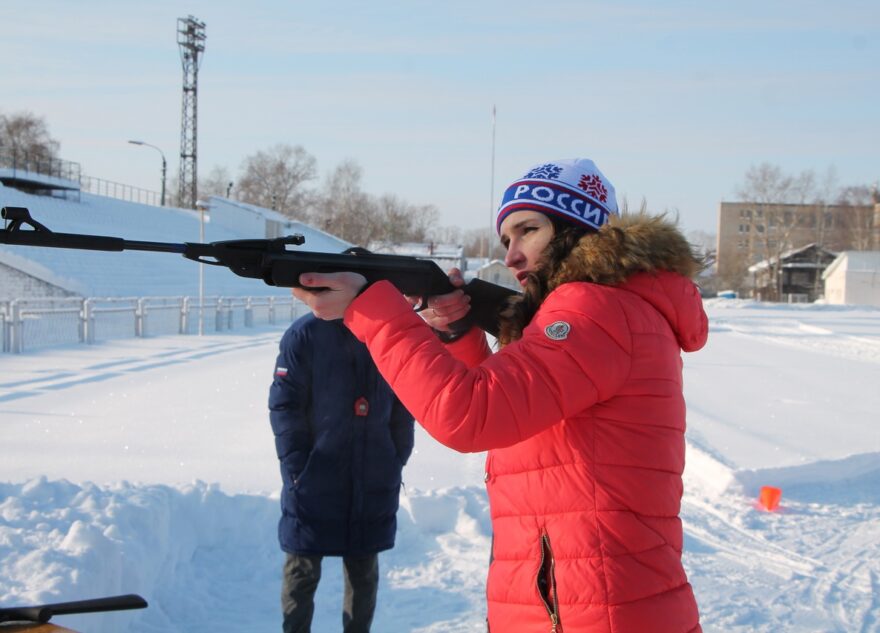 В Вышнем Волочке отметили открытие Олимпиады биатлоном