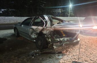 Три человека пострадали в ДТП на "встречке" в Тверской области