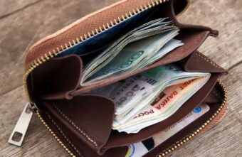 Жители Тверской области ограбили пенсионера, который одолжил им деньги   Жители Тверской области ограбили пенсионера, который одолжил им деньги