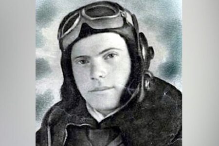 В Тверской области вспоминают подвиг лётчика Алексея Севастьянова