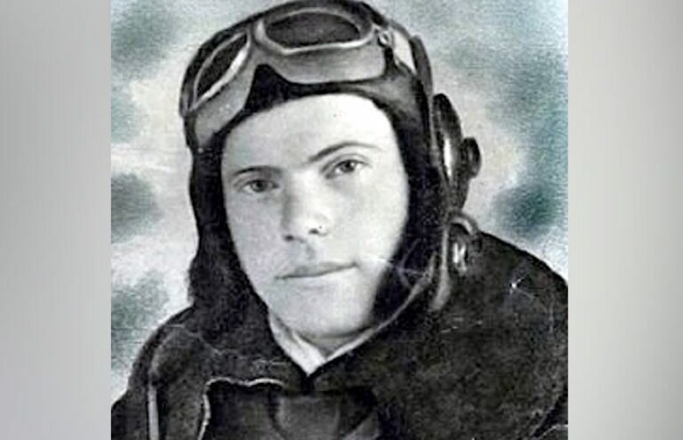 В Тверской области вспоминают подвиг лётчика Алексея Севастьянова
