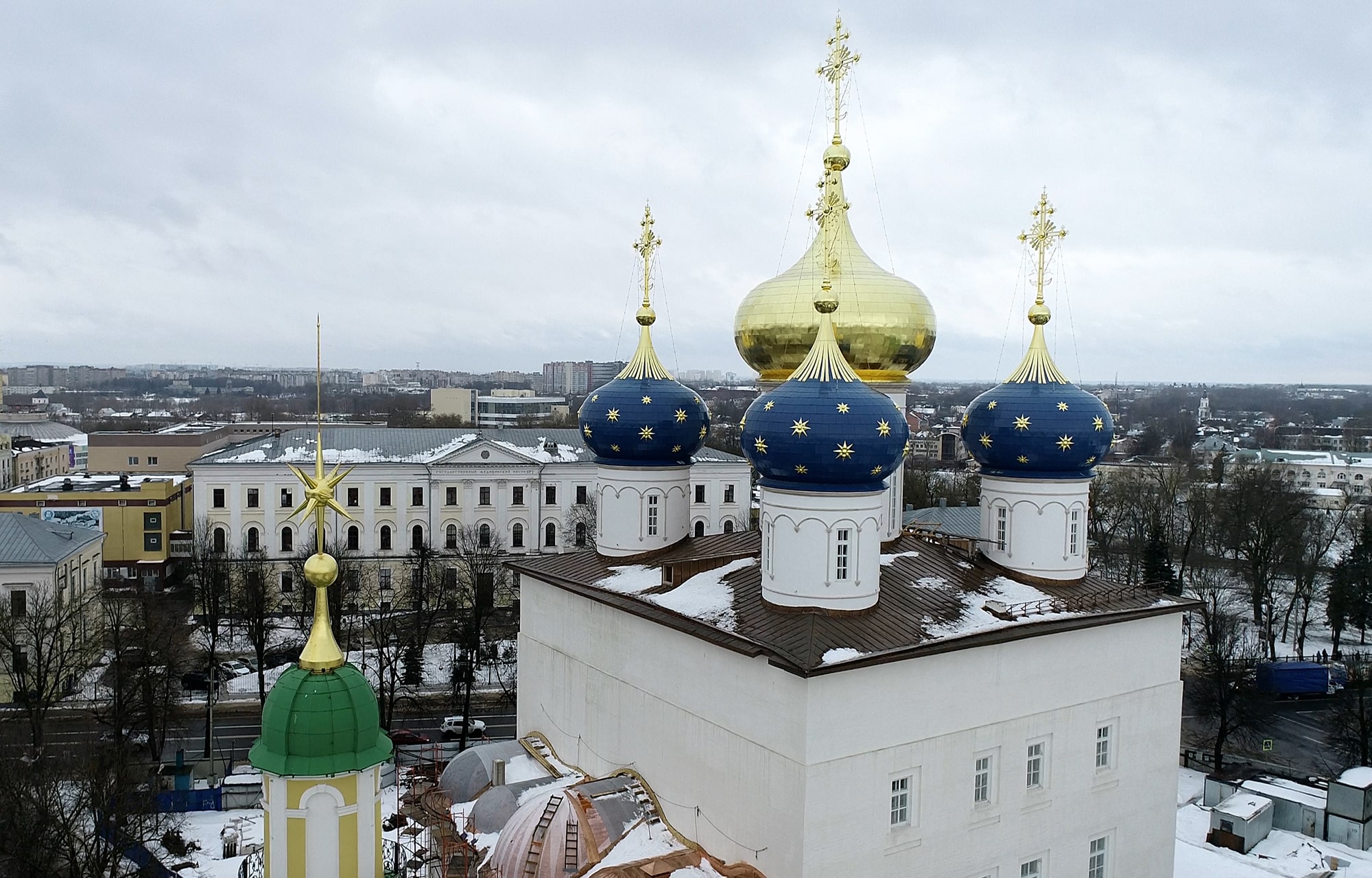 Губернатор Игорь Руденя и митрополит Амвросий обсудили благоустройство территории у Спасо-Преображенского собора в Твери