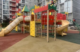 В Твери появится новая детская игровая площадка В Твери появится новая детская игровая площадка