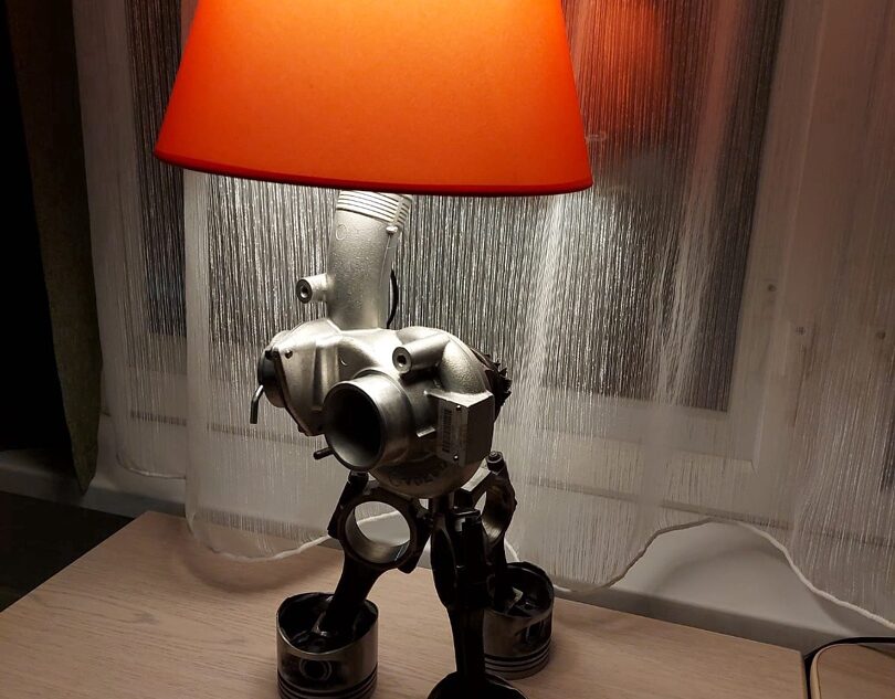 Житель Тверской области придумал необычную лампу и победил в конкурсе