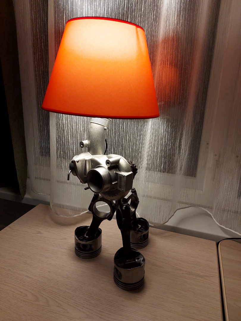 Житель Тверской области придумал необычную лампу и победил в конкурсе