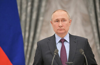 Президент Владимир Путин объявил о новых выплатах на детей от 8 до 16 лет Президент Владимир Путин объявил о новых выплатах на детей от 8 до 16 лет