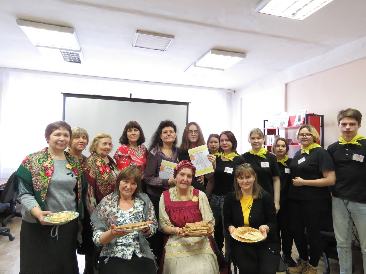 Пенсионеры в Тверской области встретились с молодёжью на блин-баттле