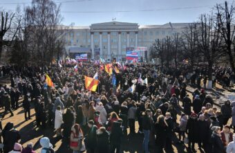 Многотысячная акция «Россия. Крым. Донбасс» в Твери: видео