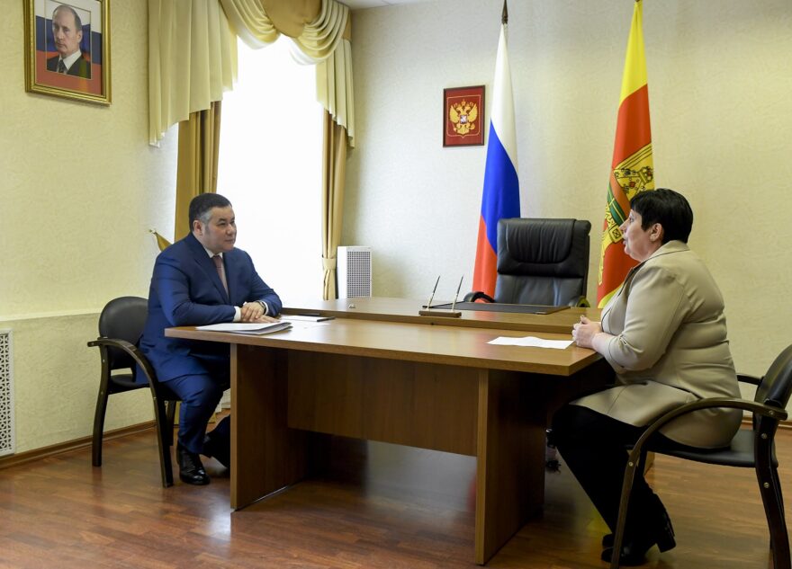 В сельской школе Зубцовского района капитально отремонтируют кровлю