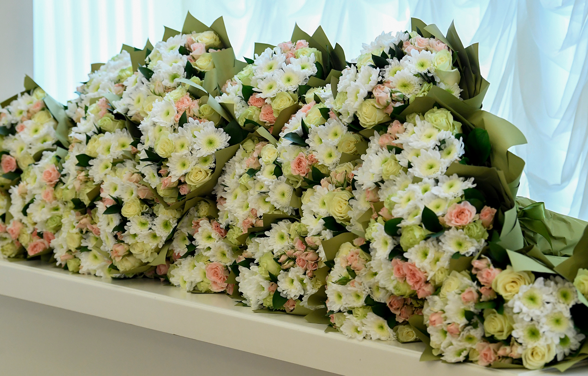 Игорь Руденя вручил молодым семьям Тверской области жилищные сертификаты